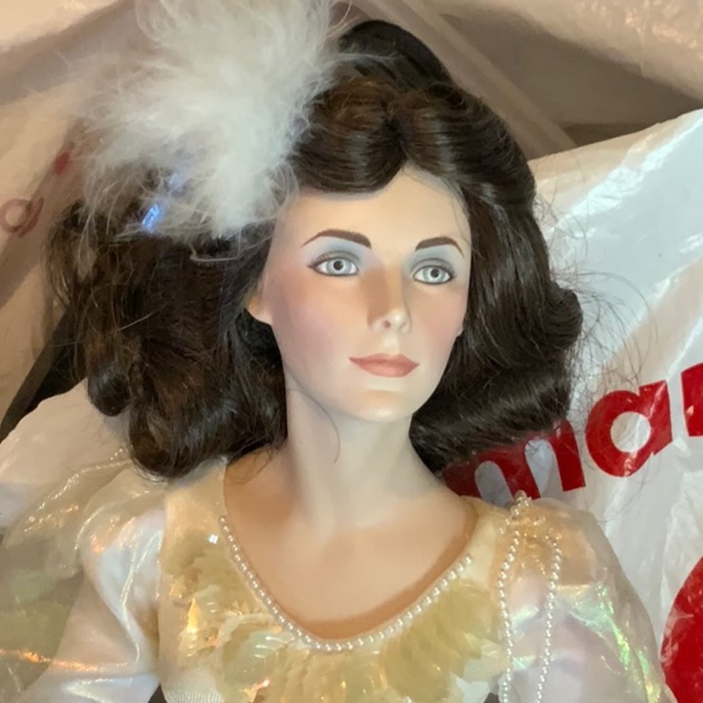 Doll - Picture 4 of 6